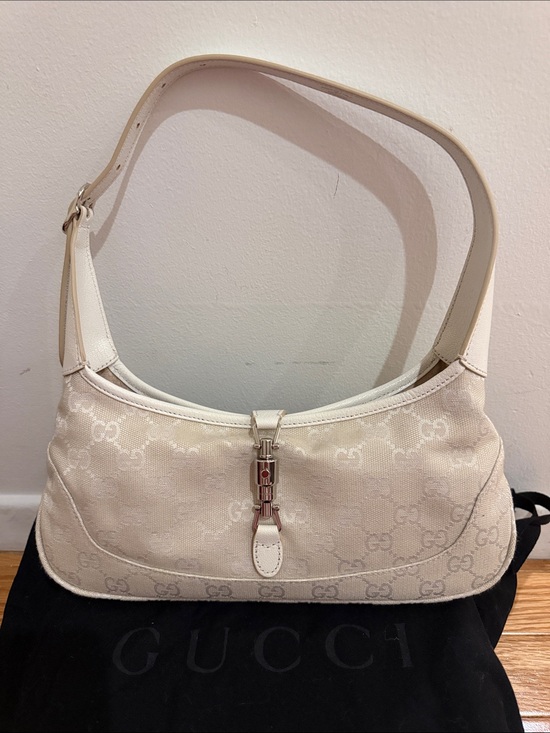 Gucci Handbags - NWT Gucci Ivory Jackie Slim Medium Shoulder Bag with Silver Hardware